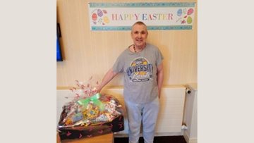 Forfar care home receives generous Easter donation